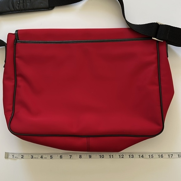 Ecco messenger laptop bag red Black Strap & trim - Picture 3 of 8